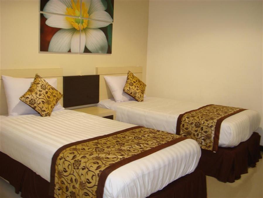 Srikandi Guesthouse Маланг Екстериор снимка